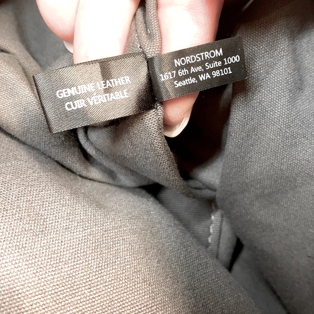 Nordstrom Multi Pocket Hobo Bag 🤍 Genuine Leather Treasure & Bond - Picture 6 of 16